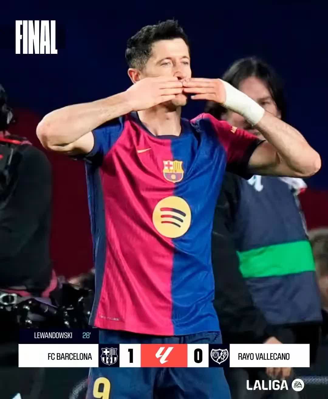 包含巴塞罗那攻击线表现抢眼，赢得掌声的词条