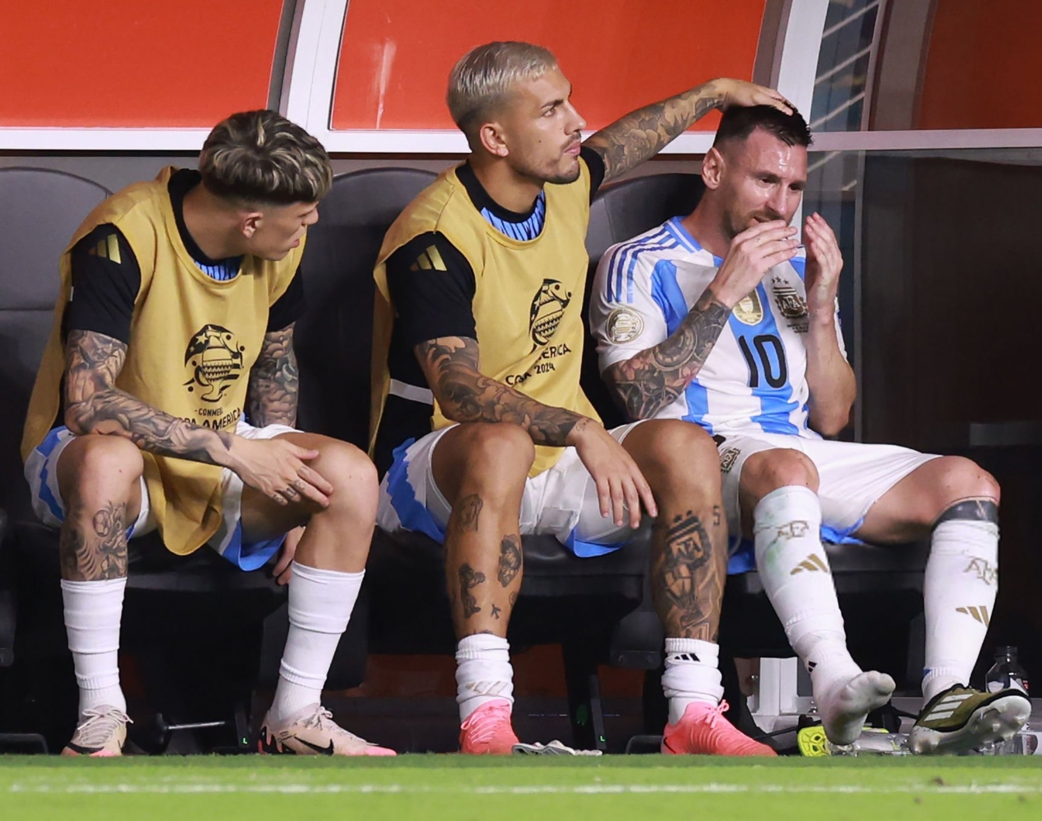 关于梅西在西班牙队比赛中连败，精彩发挥引发热议！的信息